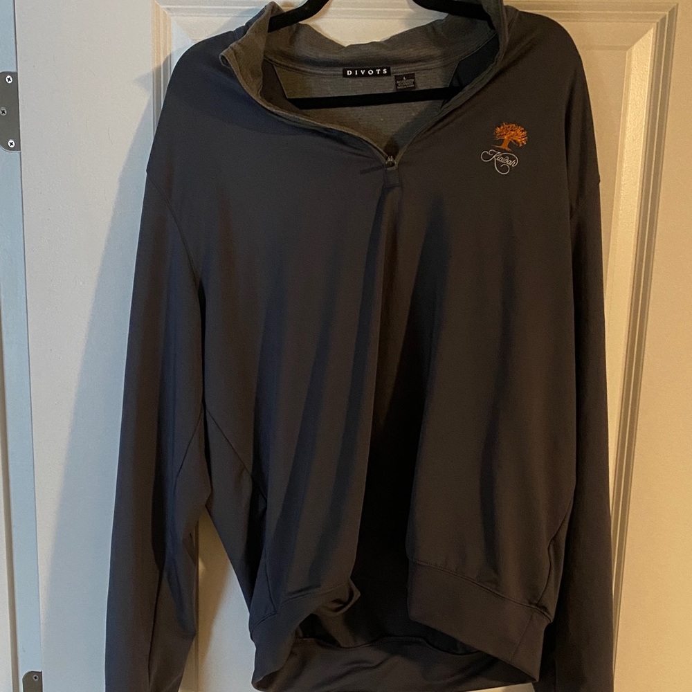Men's Divots apparel with logo